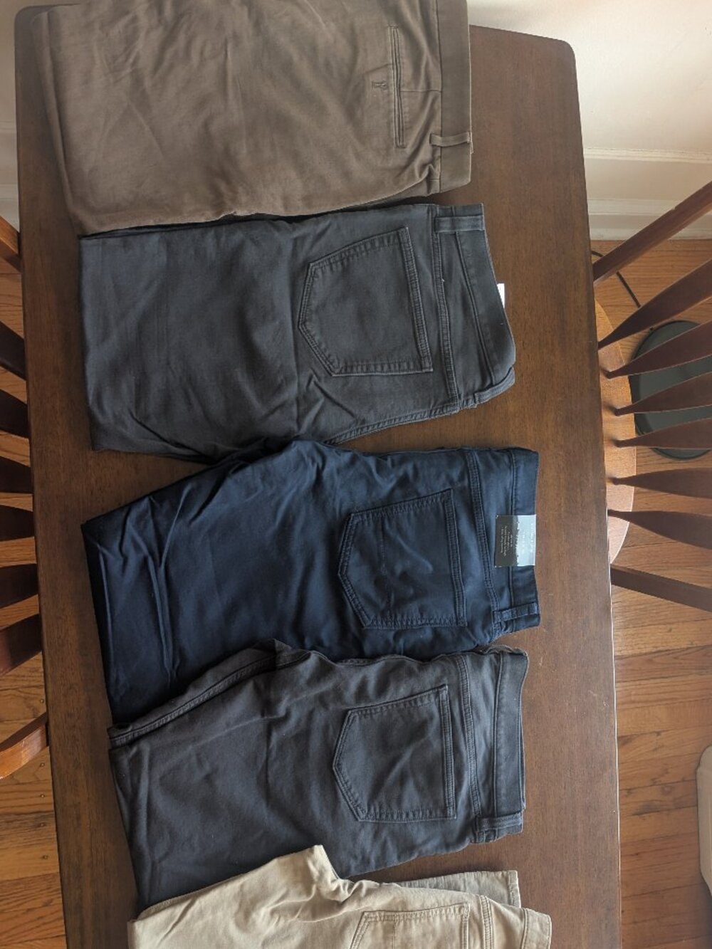 Five Banana Republic Traveler Pants/Jeans 32x32 (very slim/skinny fit)